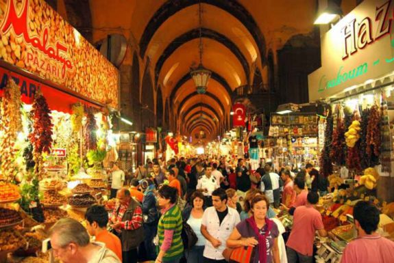 بازار ادویه استانبول ، بازار مصری ها