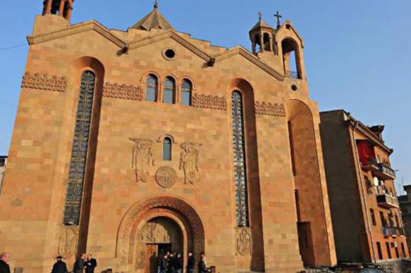 کلیسای سارکس شهر ایروان کشور ارمنستان
