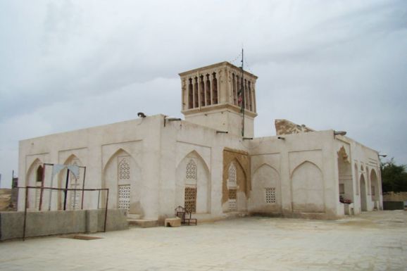 مسجد بردستان بندر دیر