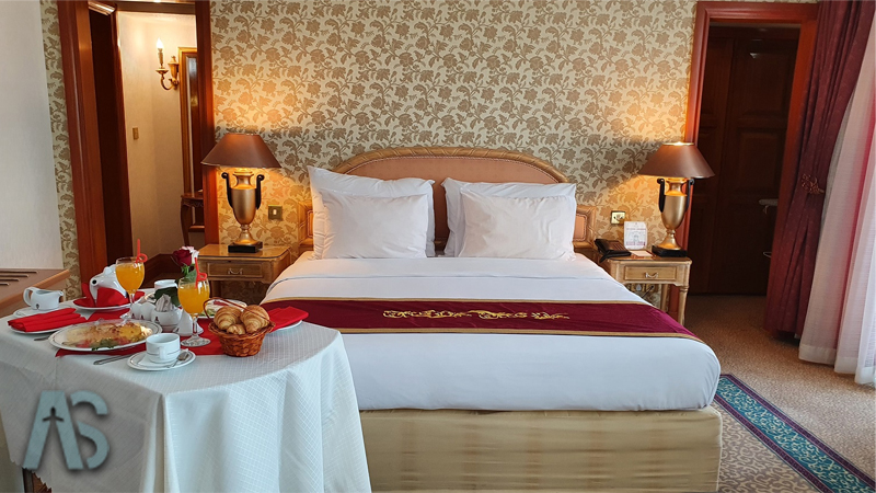 هتل استقلال