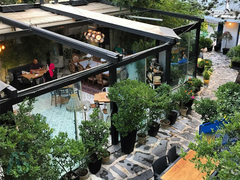 کافه کتاب فرشته