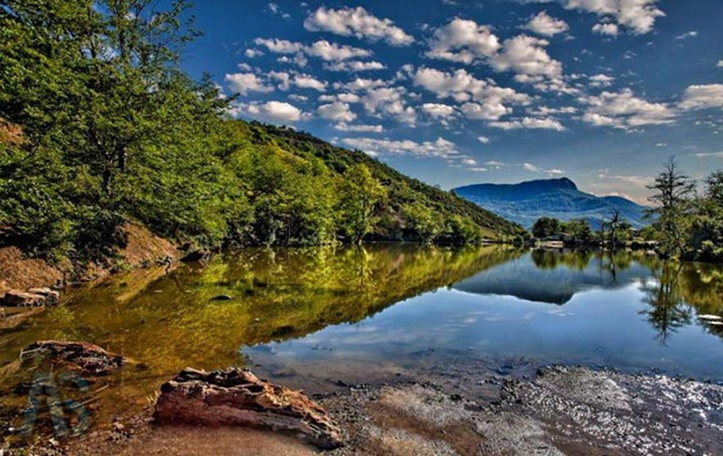 دریاچه شورمست