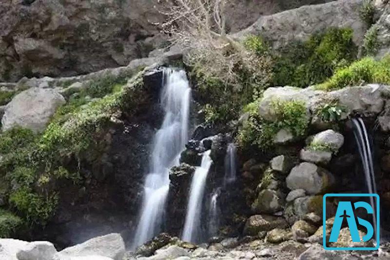 چشمه آب معدنی موسی زاهدان