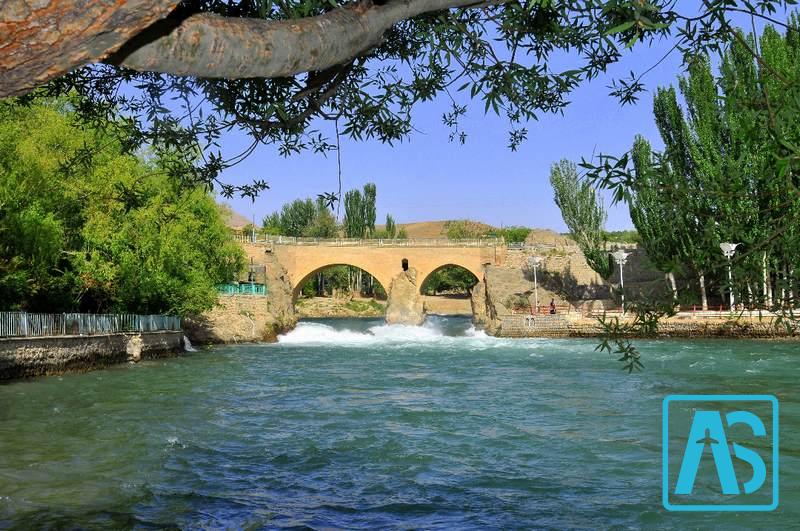 معرفی پل زمان خان شهرکرد