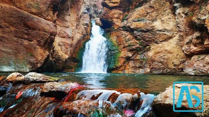 جاذبه های دیدنی اطراف سراب صحنه